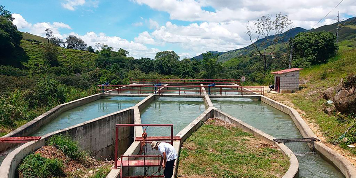 Cenit adquiere la pequeña central hidroeléctrica Cantayús